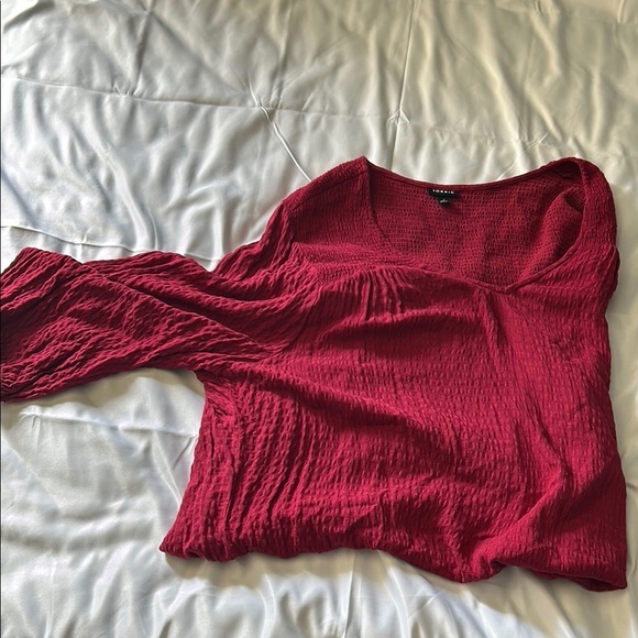 Torrid Red Relaxed Ribbed 3/4 Sleeve Blouse - Picture 4 of 9